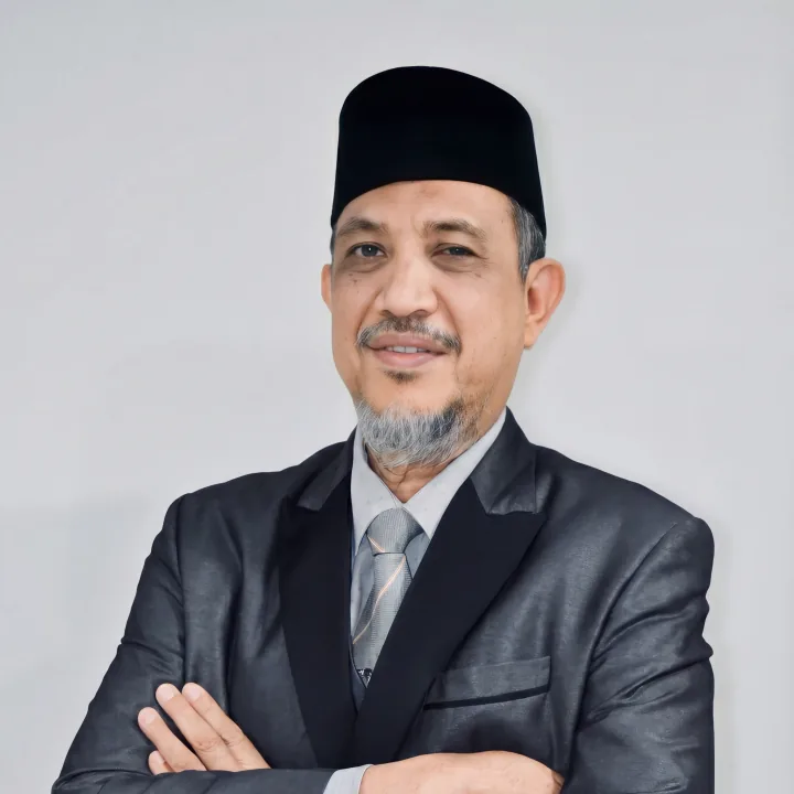Dr. H. Ismail Efendy, M.Si